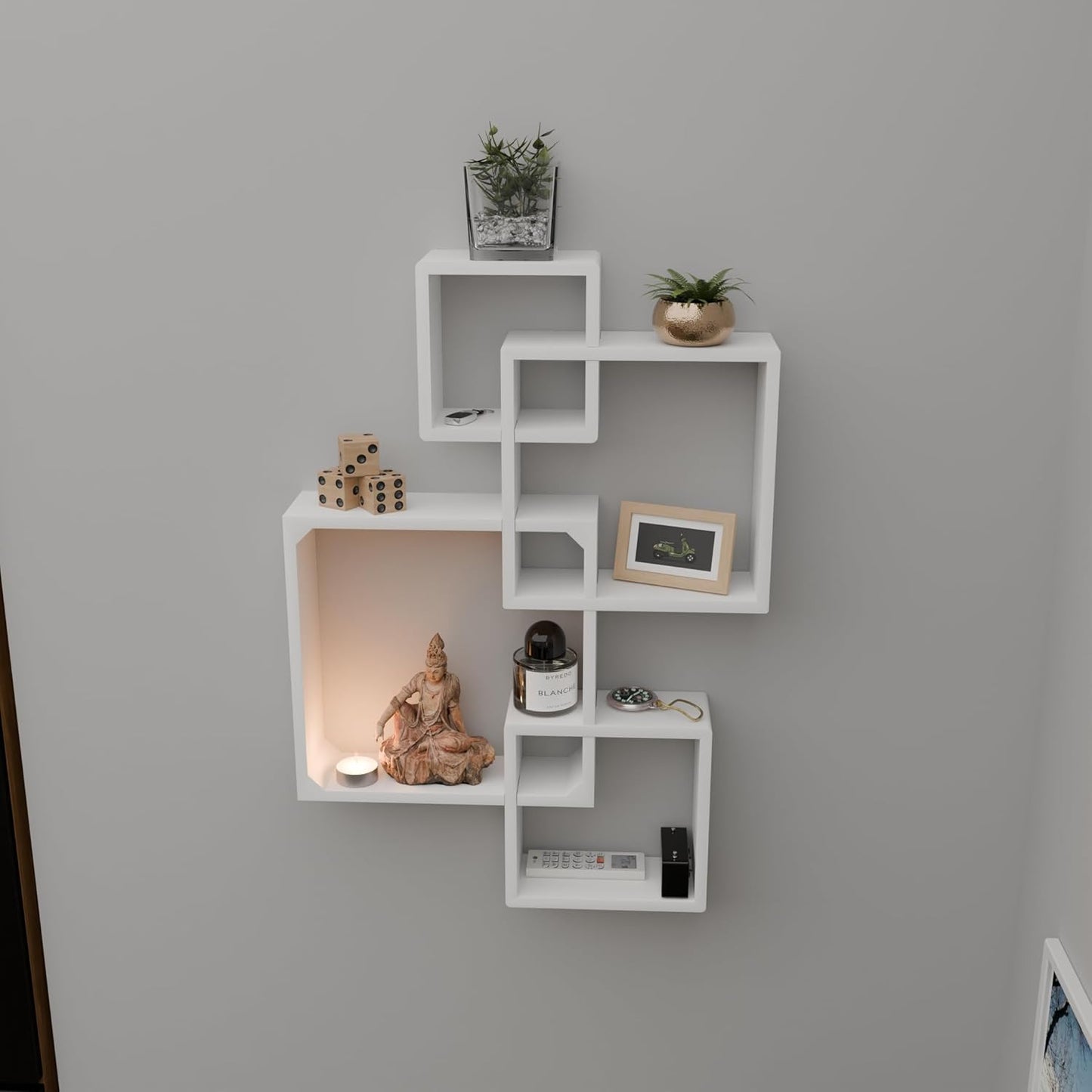 QC Anasay White Intersecting Cube Wall Shelf Set of 4