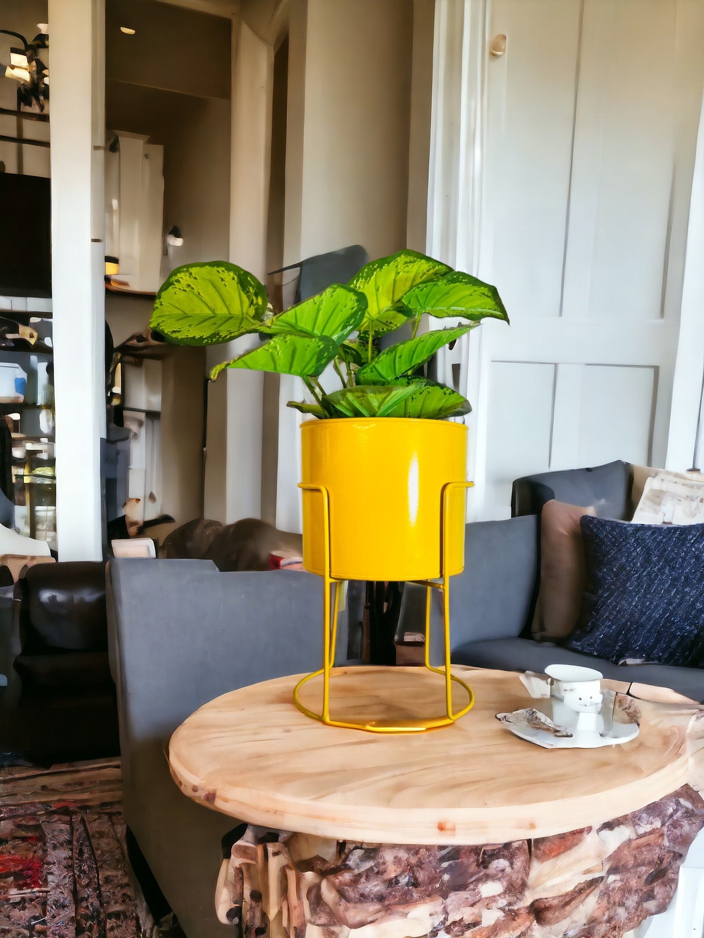 Modern Metal Flower Stands Planter Stand with Planter Pot Yellow Color