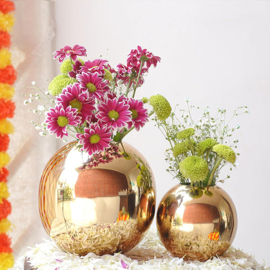 QC Anasay Golden Metal Vase for Table Decor Set of 2