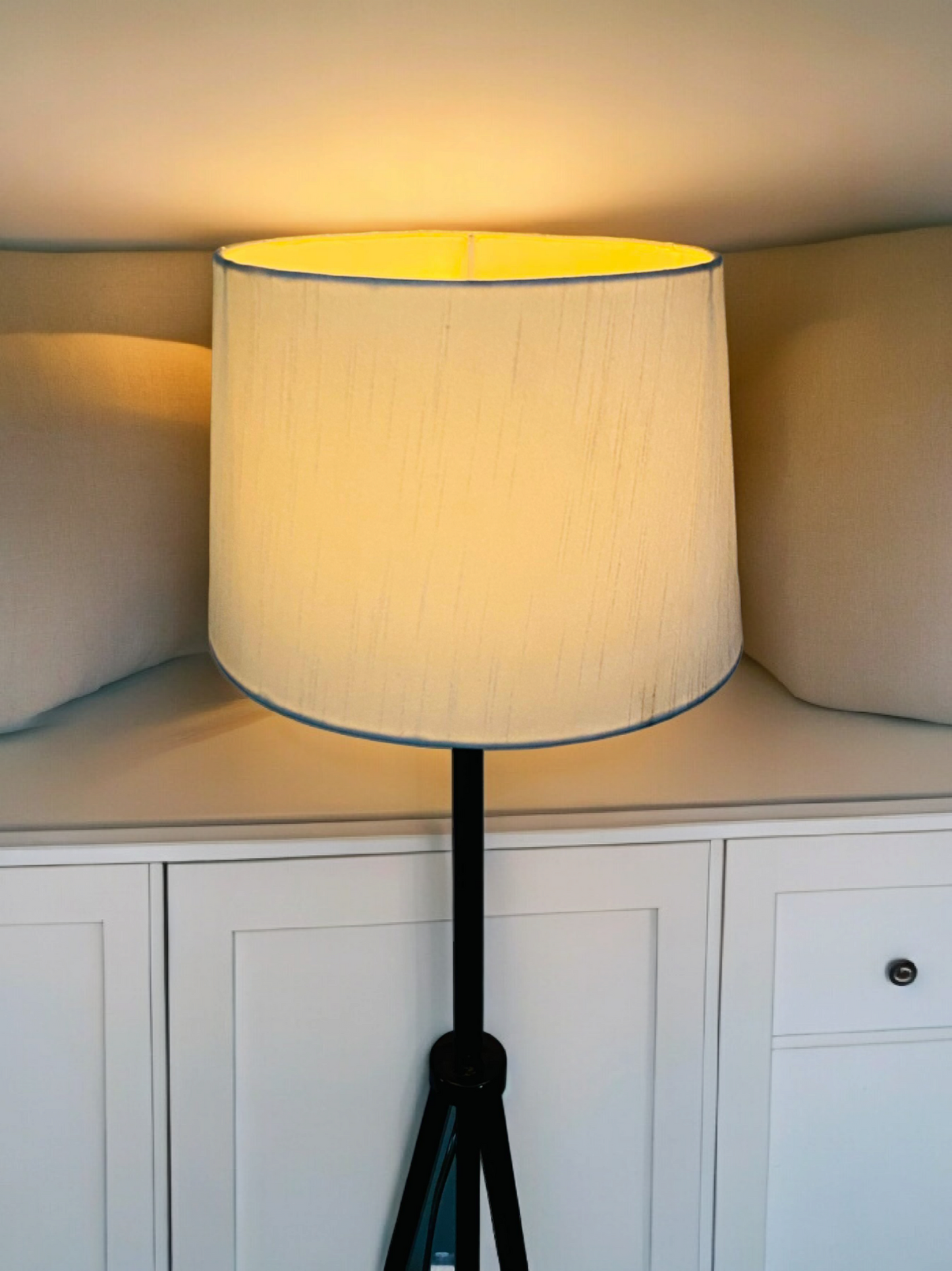 Lamp for Living Room, Bed Room Modern Decorative Lamp