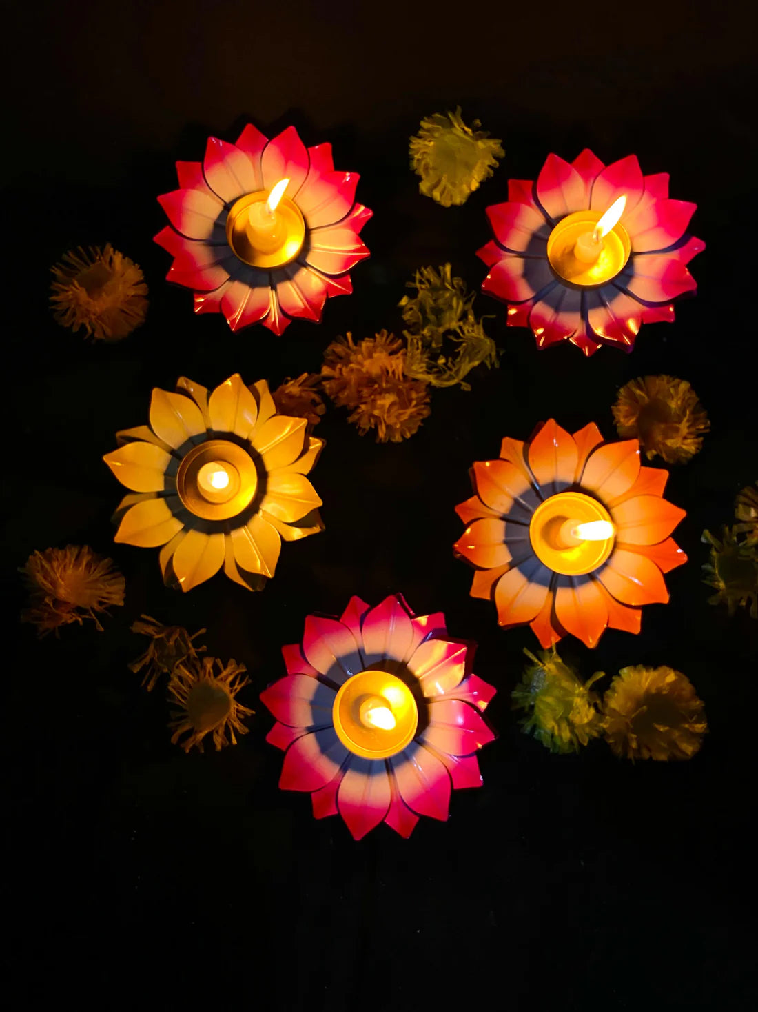 Premium Candle Flower Urli for Home Decor Diwali Decoration,Table Decor (Size - 5'' inch - Sat of - 5)