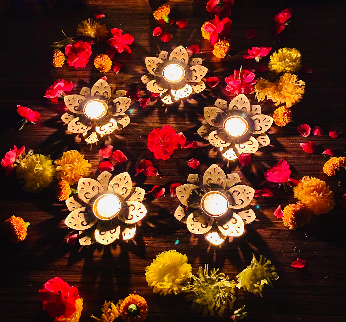 Premium Candle Flower Urli for Home Decor, Diwali Decoration,Table Decor (Size - 5'' inch - Sat of - 5)